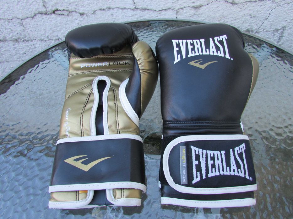 Боксови ръкавици Everlast Powerlock