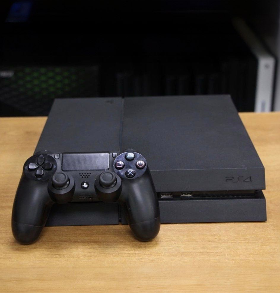 Playstation 4 fat 500 gb с топ играми