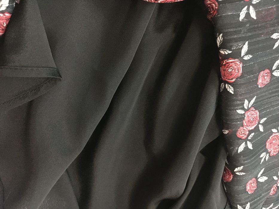 Рокля Reserved елегантен модел