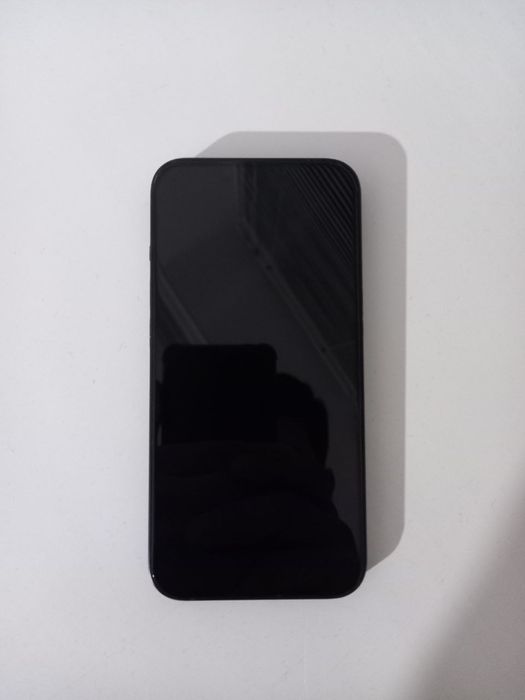 Iphone 13 в отличном состояний