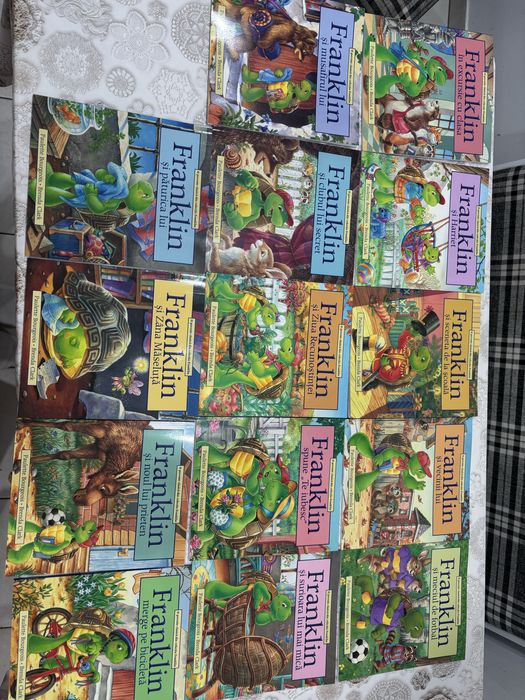 Set de 14 carti NOI cu franklin