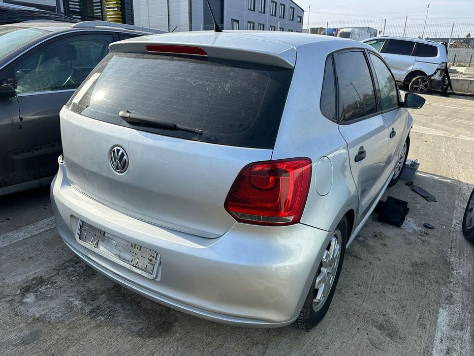 Dezmembrez / Dezmembrari / Piese / Accesorii Vw polo 6r 2010 1.6 tdi caya volan stanga