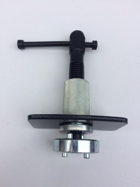 Presa universala pentru etrieri