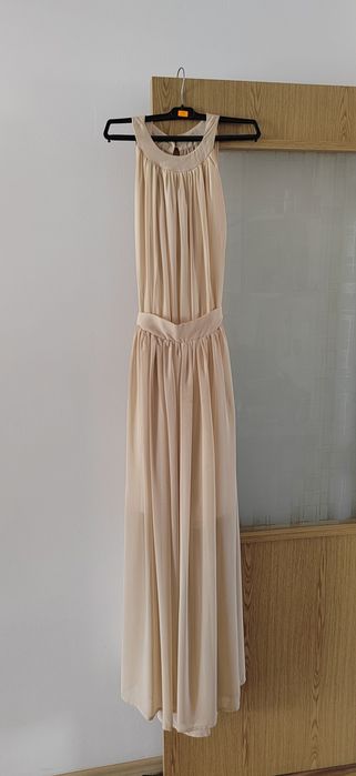 Дълга официална рокля