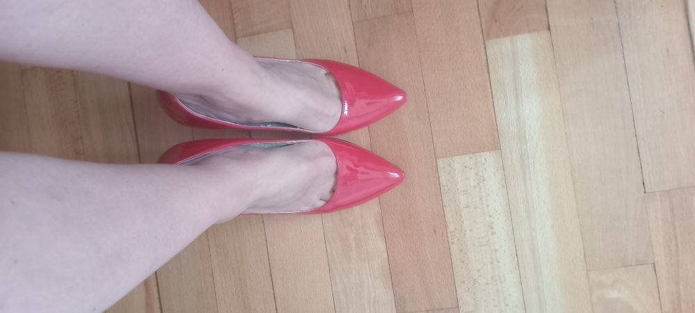 Pantofi piele lac roșii