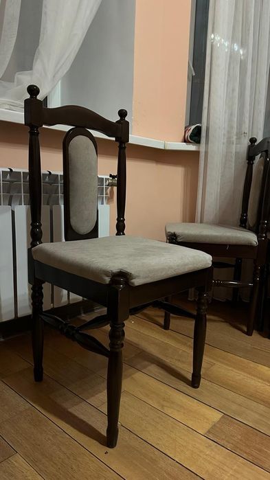 Новые стулья в большом количестве