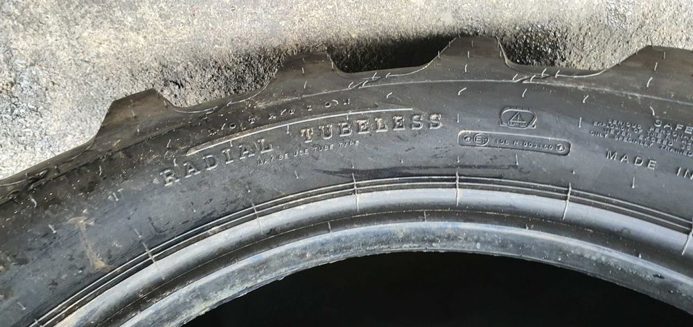 540/65R24 cauciucuri noi de la OZKA agricole cu insertie metalica 7QZX