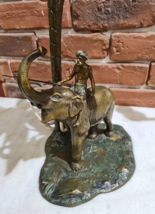 Lampa de masa din bronz patinat in 3 culori, ARGENTOR VINENNA, semnata