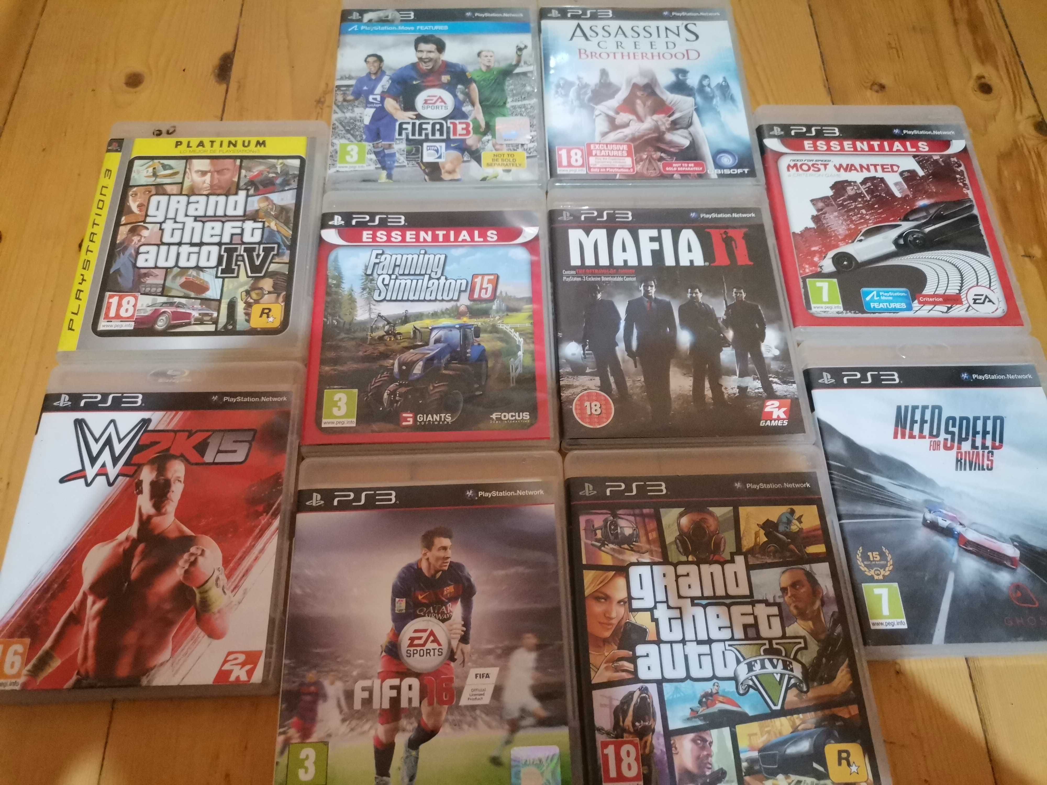 Vând PS 3 cu o manetă