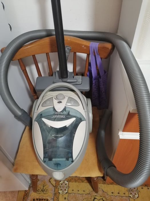 REDUCERE : Aspirator Zelmer (1800W)