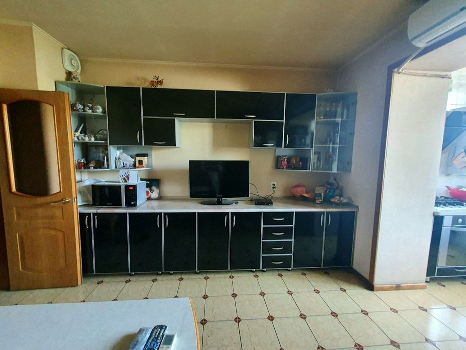 Продаётся 3х комнатная квартира