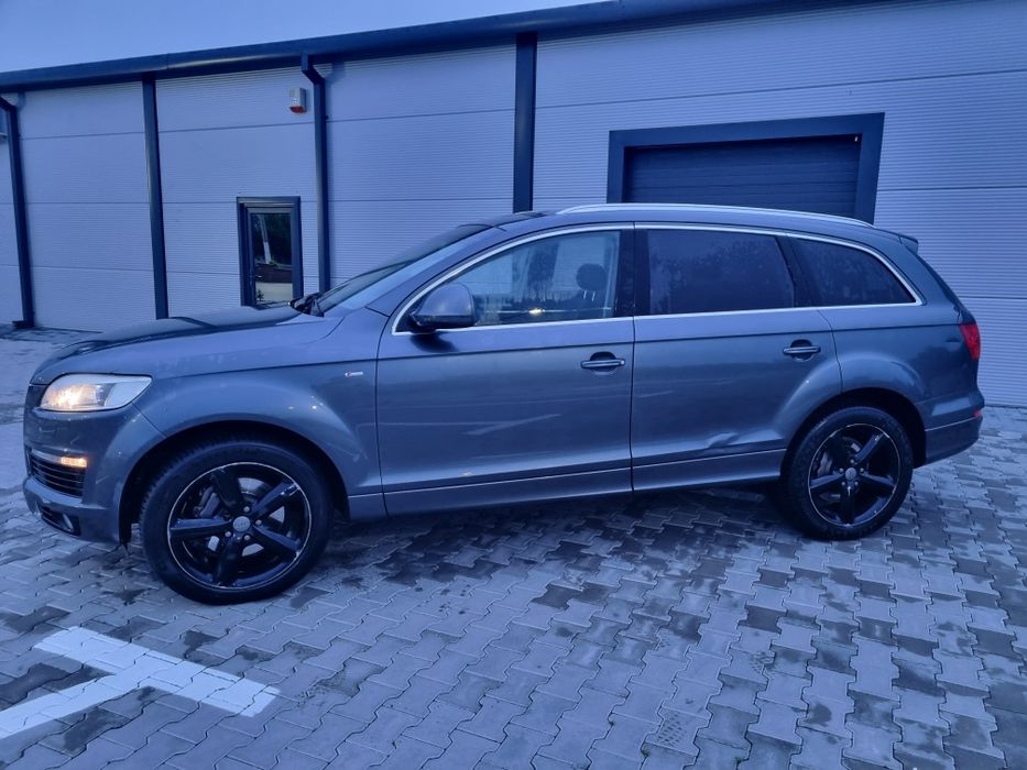 Dezmembreaz audi q7 4.2 tdi s line