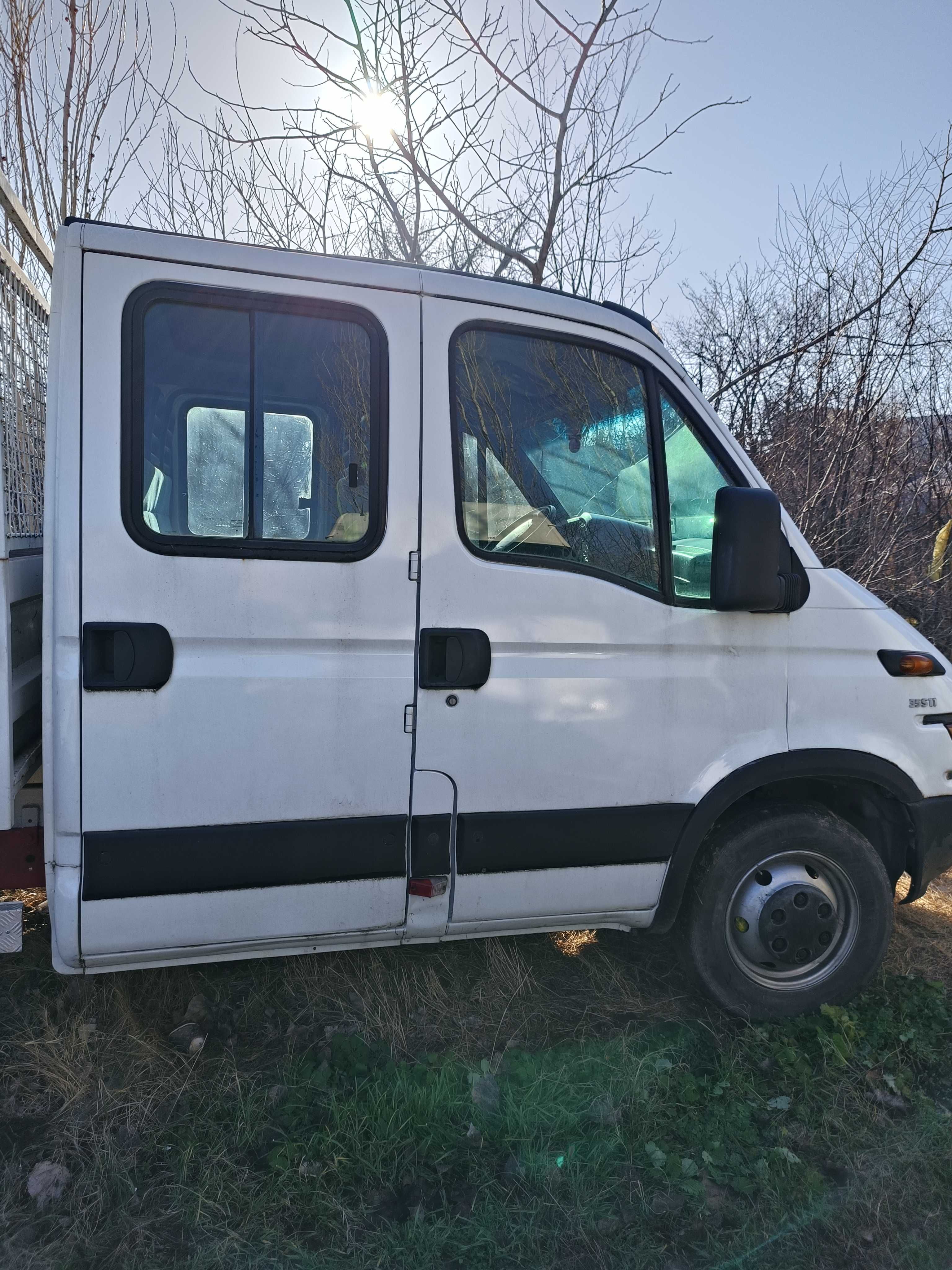 Iveco Daily 35S11 basculabil 7 locuri stare buna, TVA deductibil
