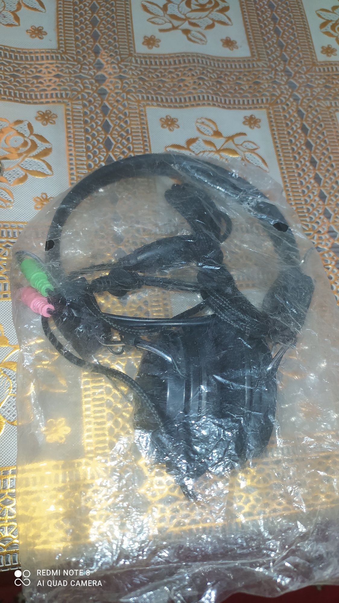 Naushniki, Quloqchinlar yangi