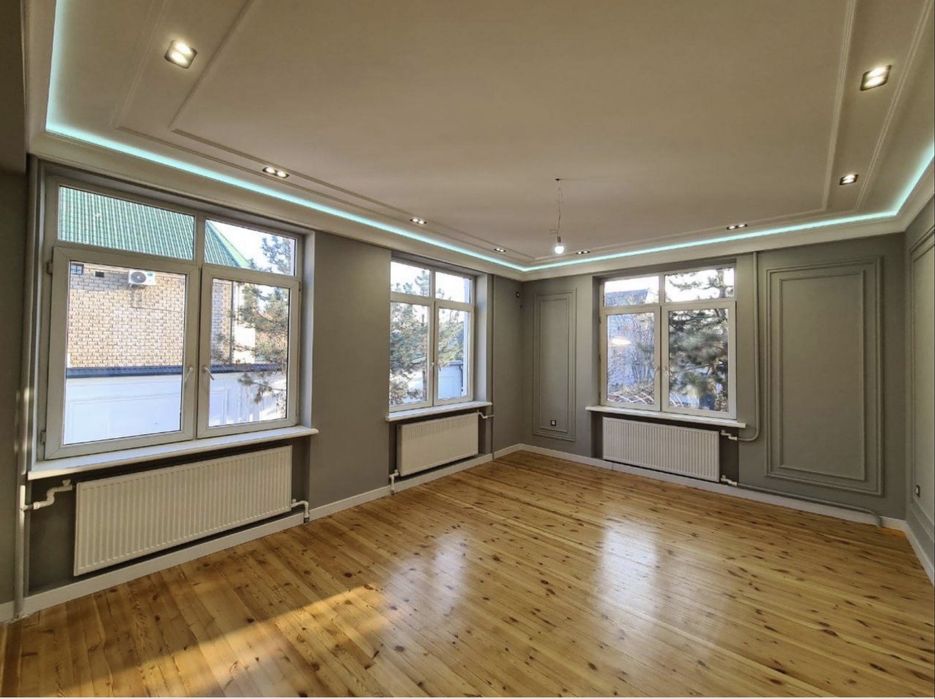 Продаётся Двух Этажный Дом.