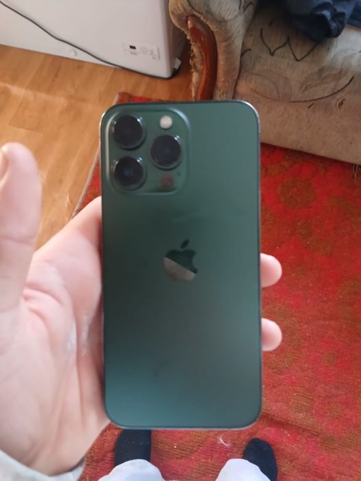 Продам айфон 13 про