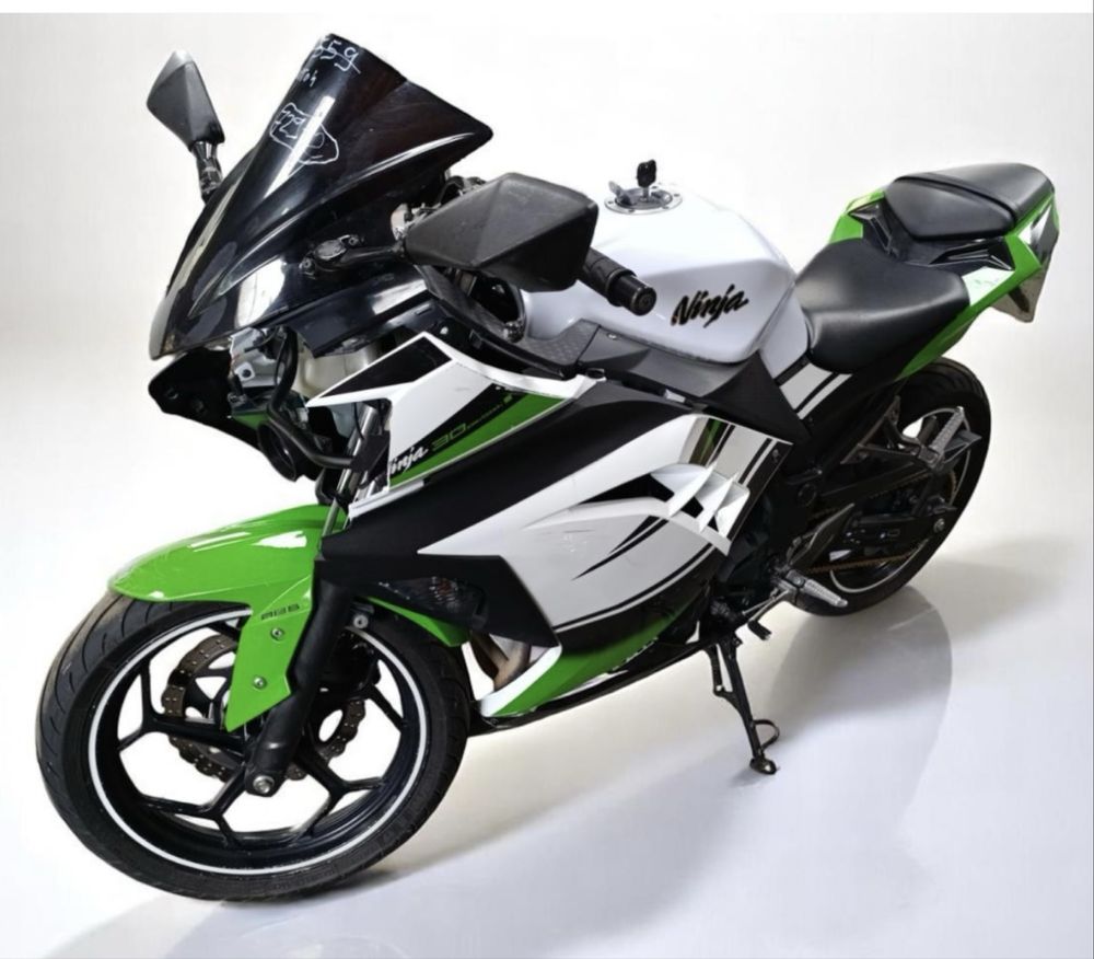 Kawasaki ninja 300 2015 г НА ЧАСТИ