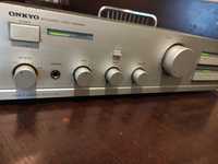 Onkyo A -8420 amplifier