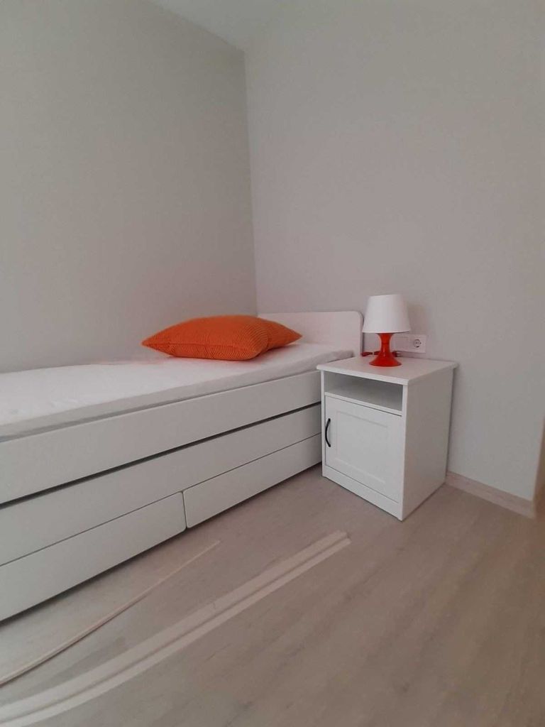 Дава се под наем Тристаен апартамент в София, Витоша - 95 кв.м за 750 € - Снимка #5