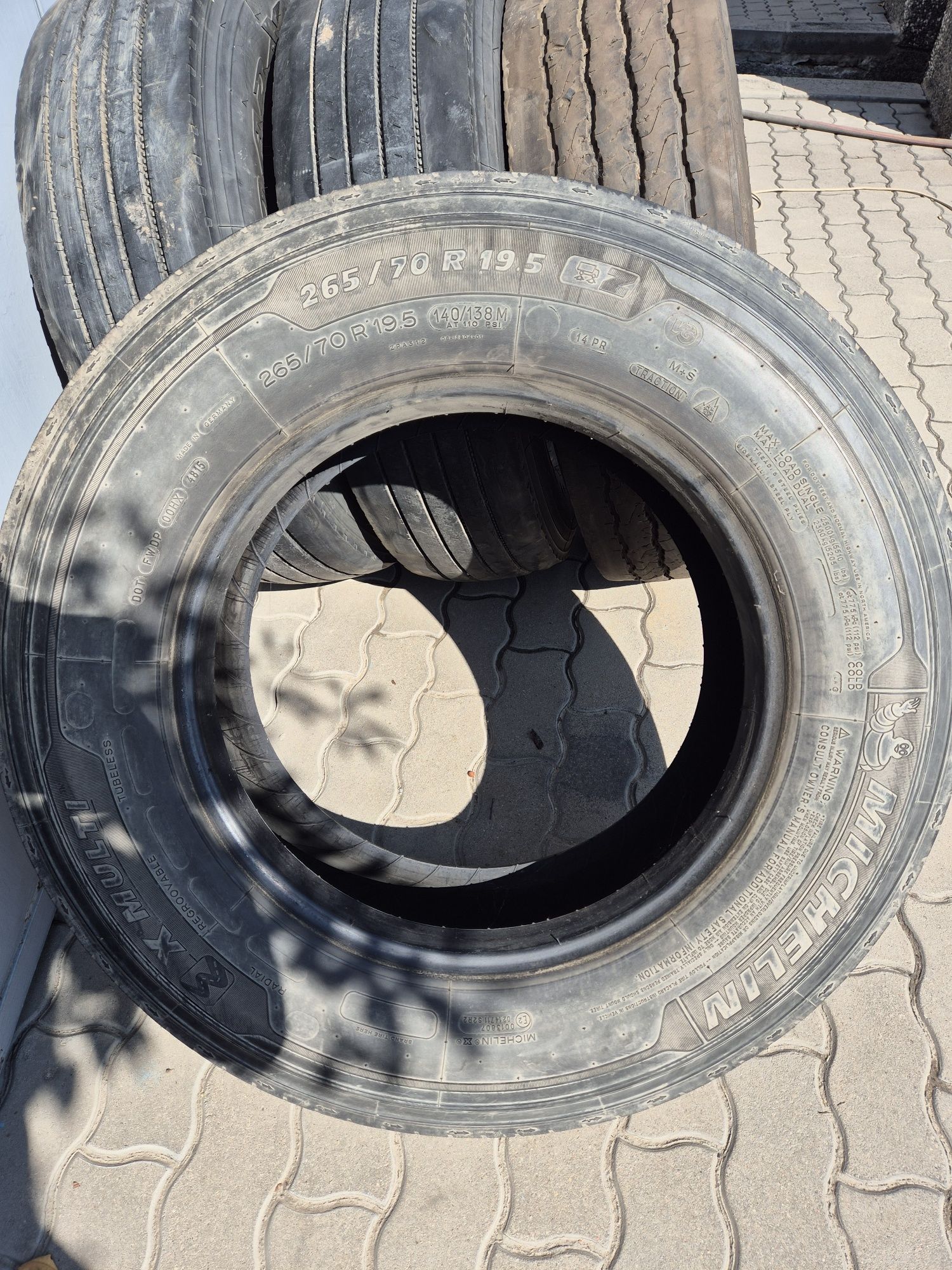 Шины 265/70 R 19.5