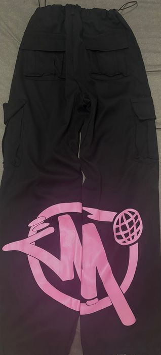 Minus two cargo pink