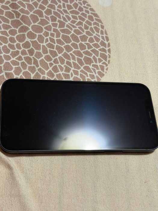 Vand iPhone 12 negru 64gb