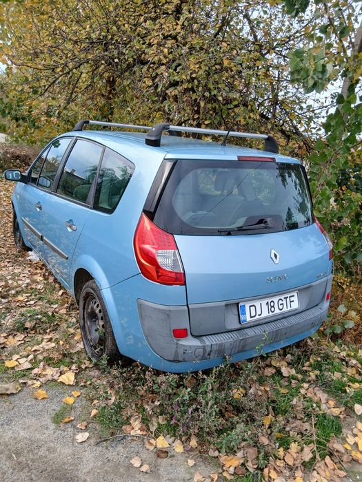 Renault scenic. 7 locuri     an 2007 1.9. Euro 4.