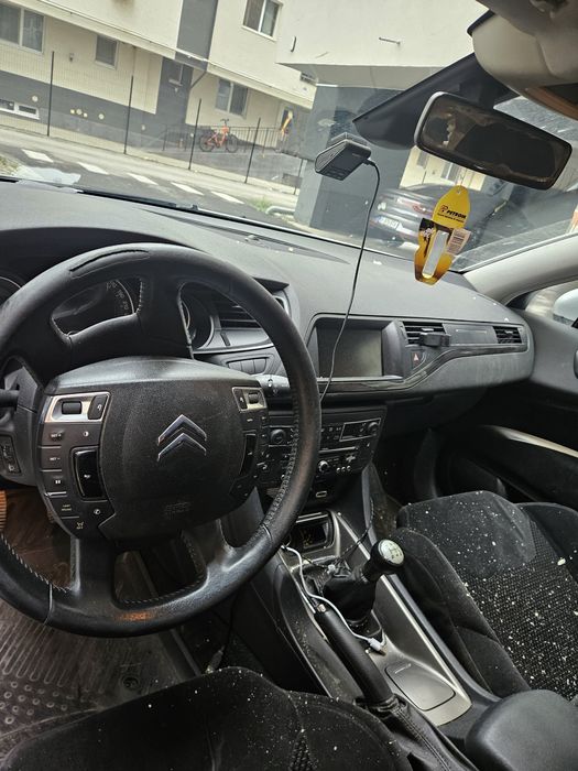 Citroen C5 2009, avariata