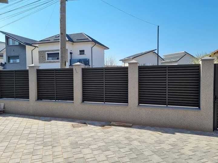 Construim la comanda dvs. garduri si porti din:
- panouri stil jaluzea