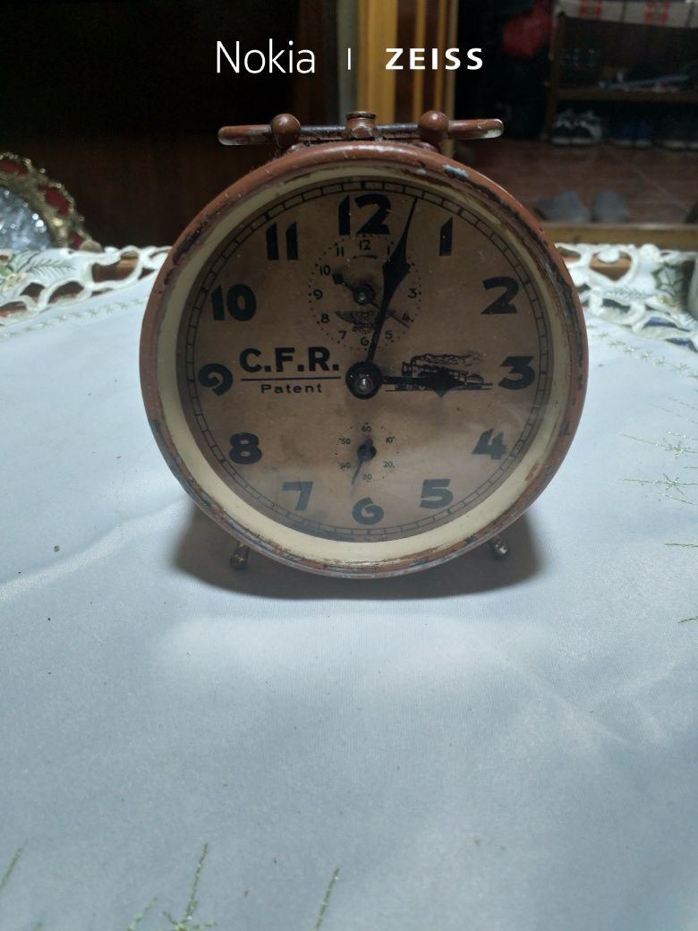 Ceas CFR de masa .