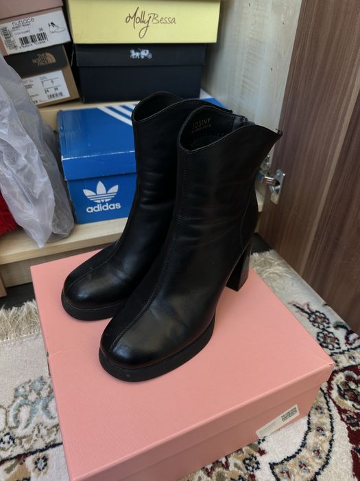 Осень весна сапоги на каблуках