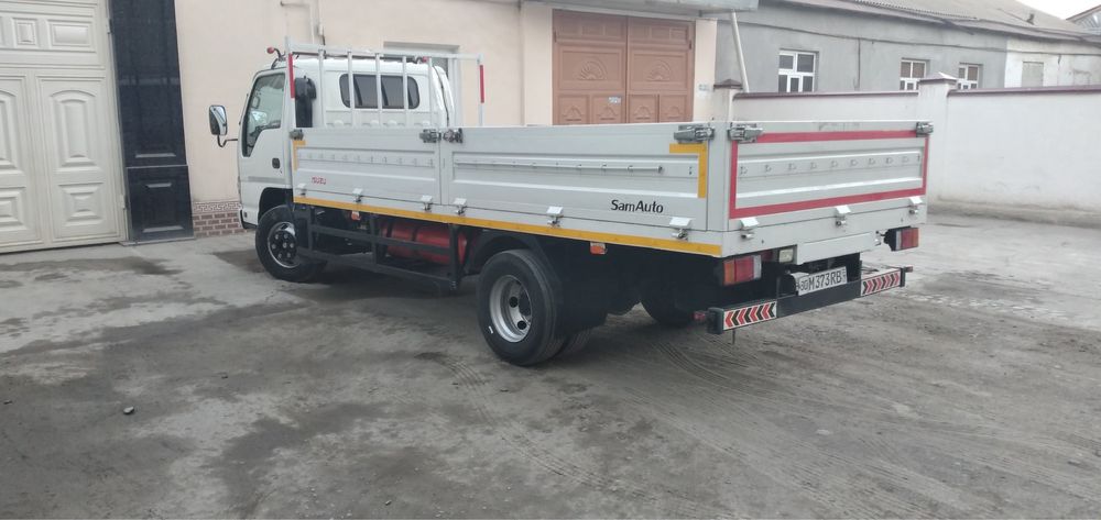 Isuzu 5tonnalik sotiladi
