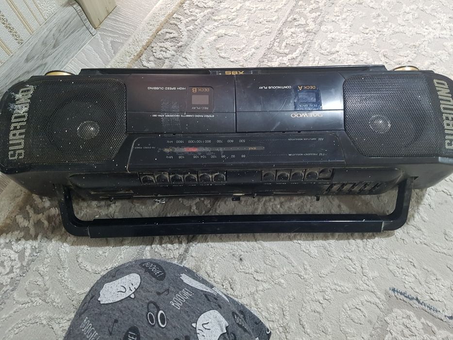 Магнитофон сотилади Daevoo