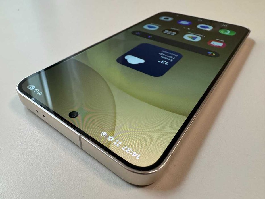 Samsung / Galaxy S24 128 Gb / Amber Yellow / 100% Acumulator