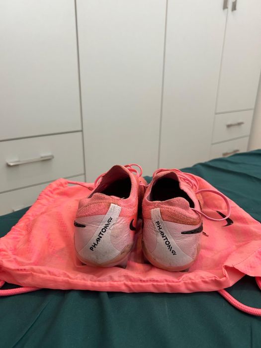 Nike Phantom marimea 41