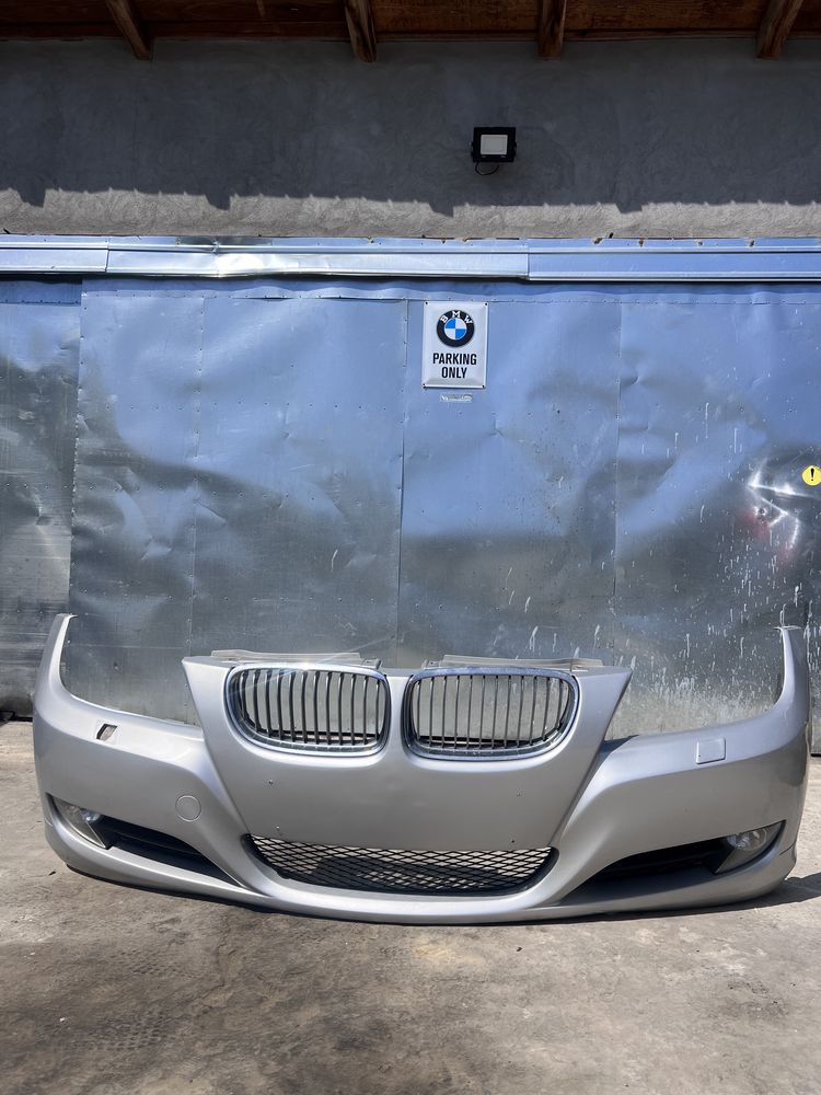 Bara fata Bmw E90 Facelift fara senzori de parcare