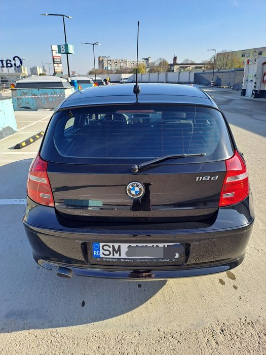 BMW Seria1 118D/143 CP/ 2011