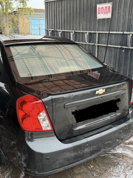 Продам Ласетти 1,8 68000 км пробег