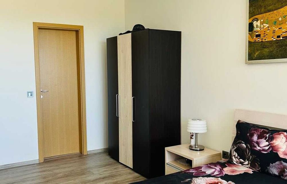 Продава се Тристаен апартамент в Балчик - 139 кв.м за 756 €/кв.м - Снимка #16