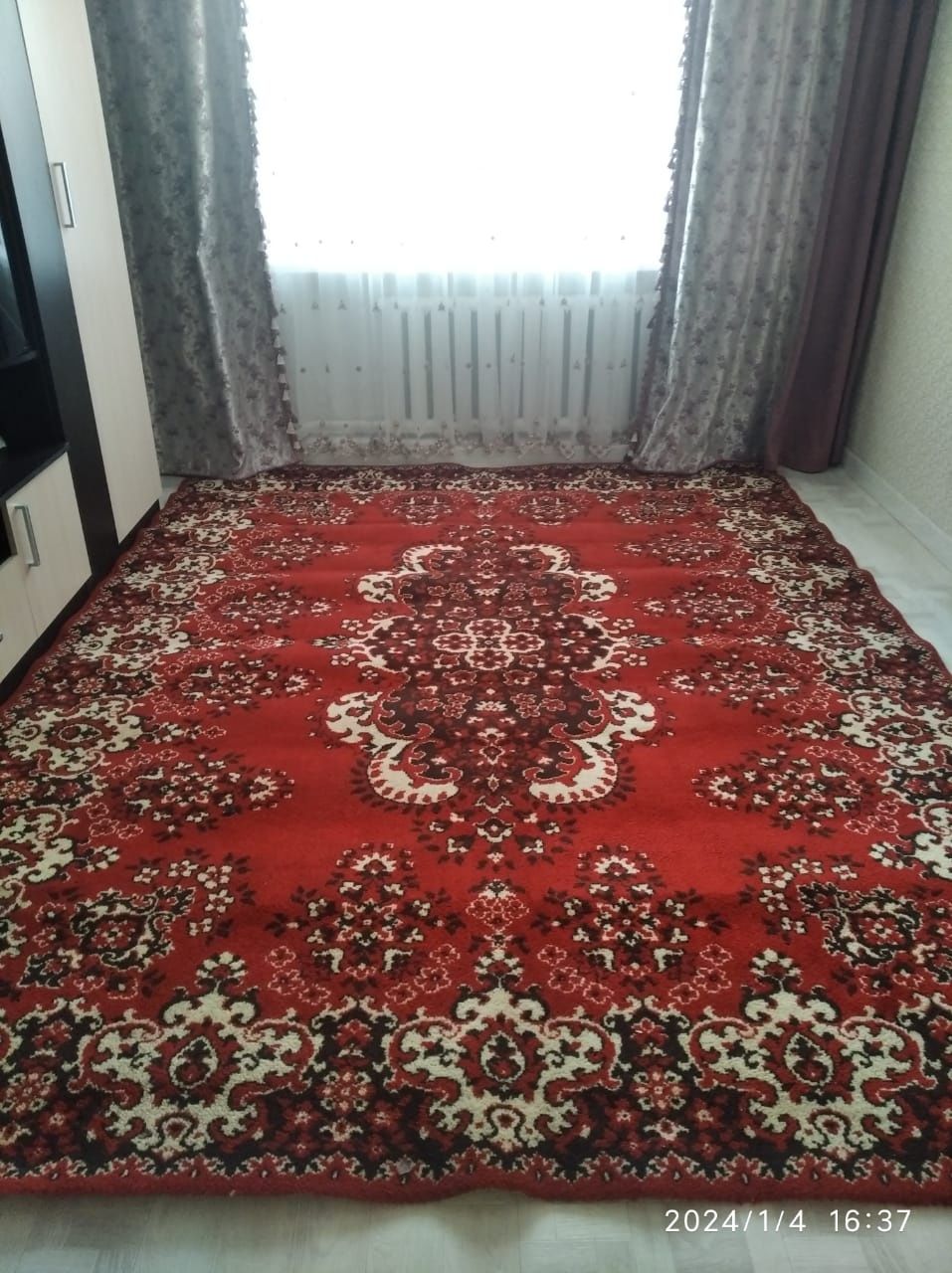 Продается  ковер