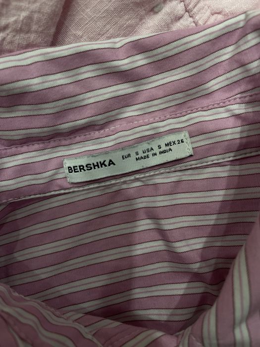Дрешки от Pause Jeans и Bershka