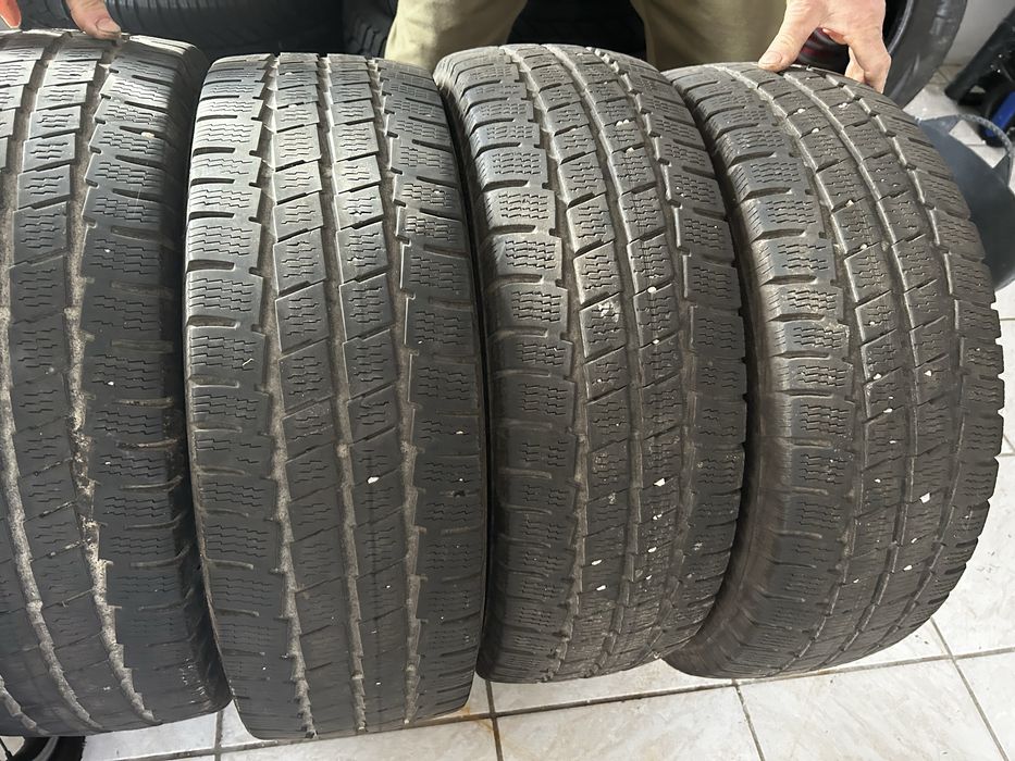 Anvelope de iarna de diferite dimensiuni