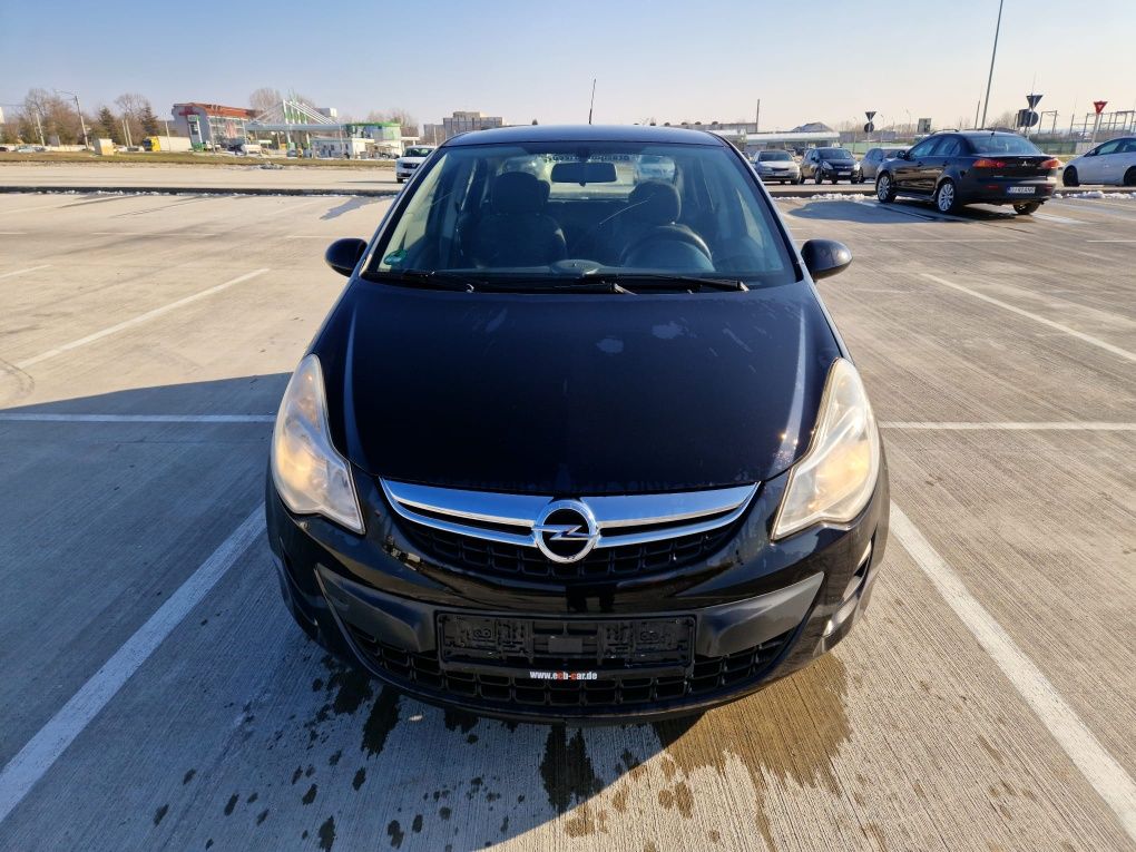 De Vânzare Opel Corsa D Facelift An 2011 Euro 5 din Germania