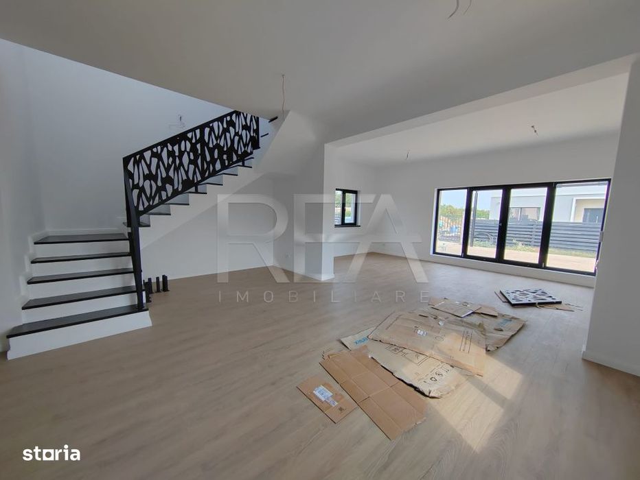 Vila 4 Camere + 2 Locuri de Parcare Corbeanca