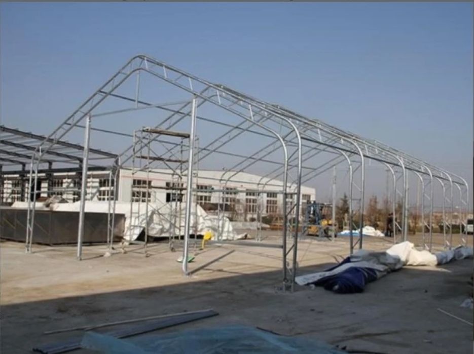 Cort depozitare industrial 10x24,4x5,2m, tip casă, Alb/Gri