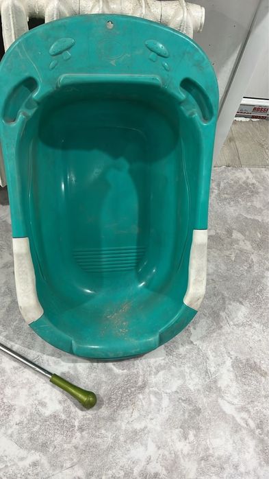 Срочно одам даром децкую ванур