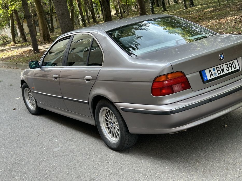 BMW E39 an fabricatie 30.12.1999, 2.0i Benzina