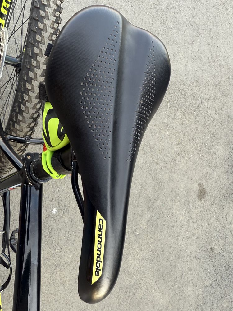 Cannondale CA NOUA  cadru XL schimbatoare XT furca rock Shox