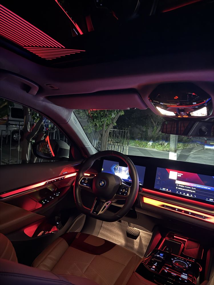 BMW i5 M Sport 35L Новая! Notarius!