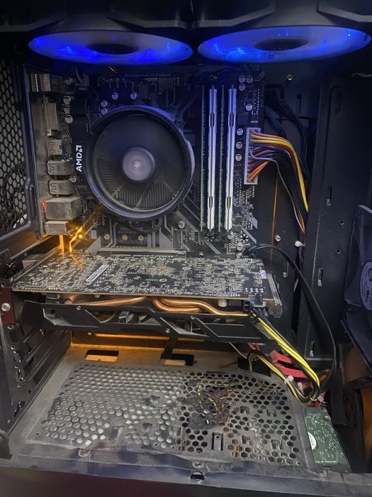 Pc gaming ryzen 5-5600x, Rx 580 8gb, 24 gb ram